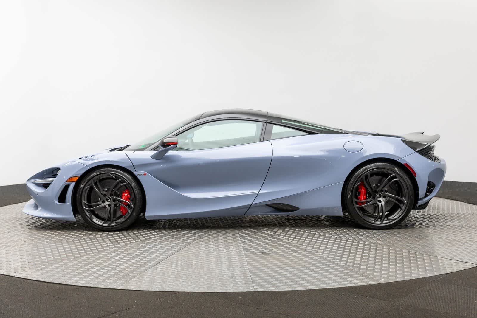 2026 McLaren 750S Base