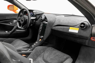 2025 McLaren 750S Spider