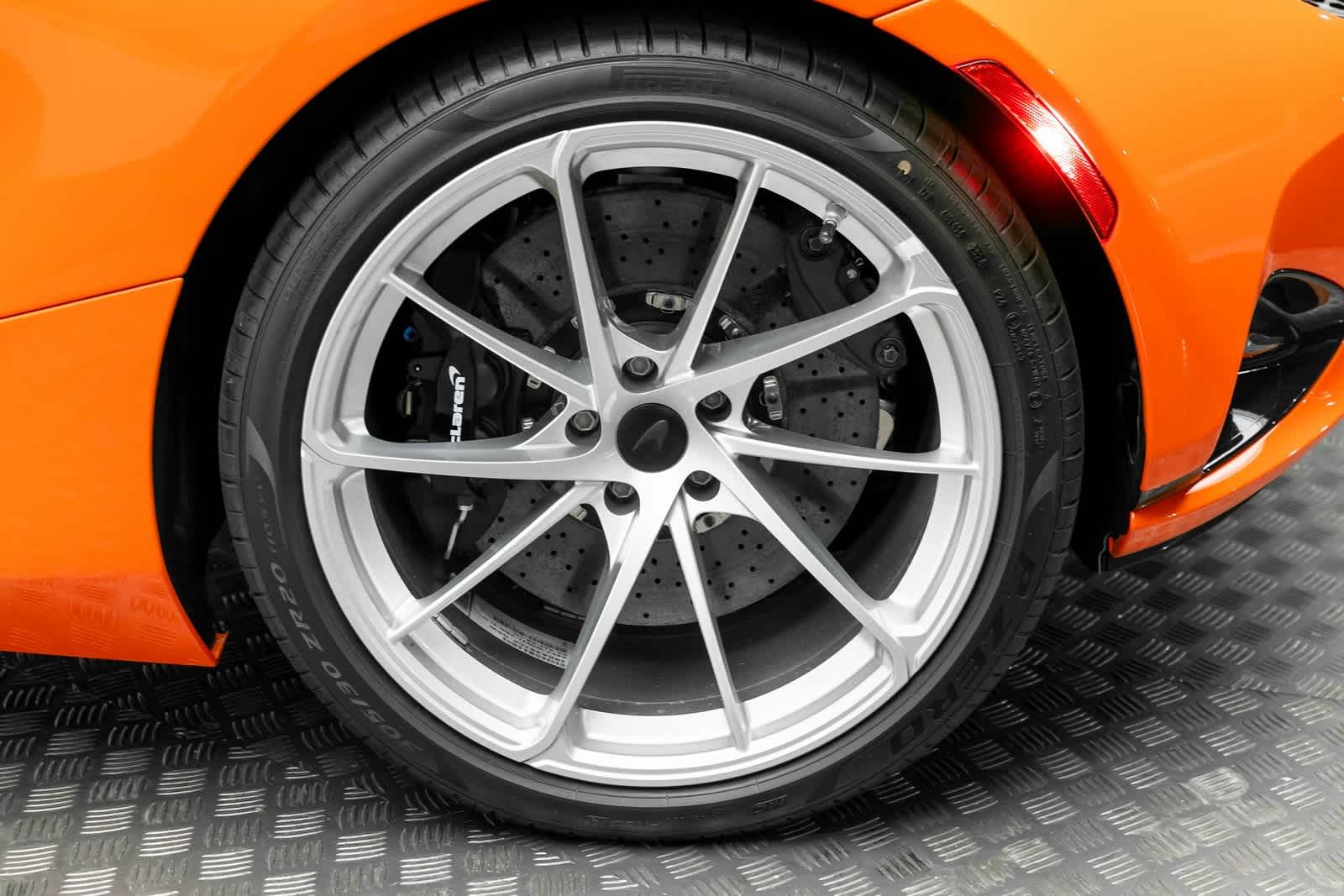 2025 McLaren 750S Spider