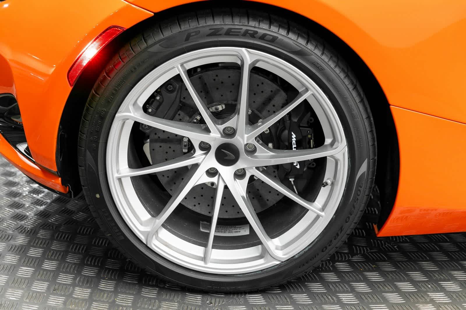 2025 McLaren 750S Spider