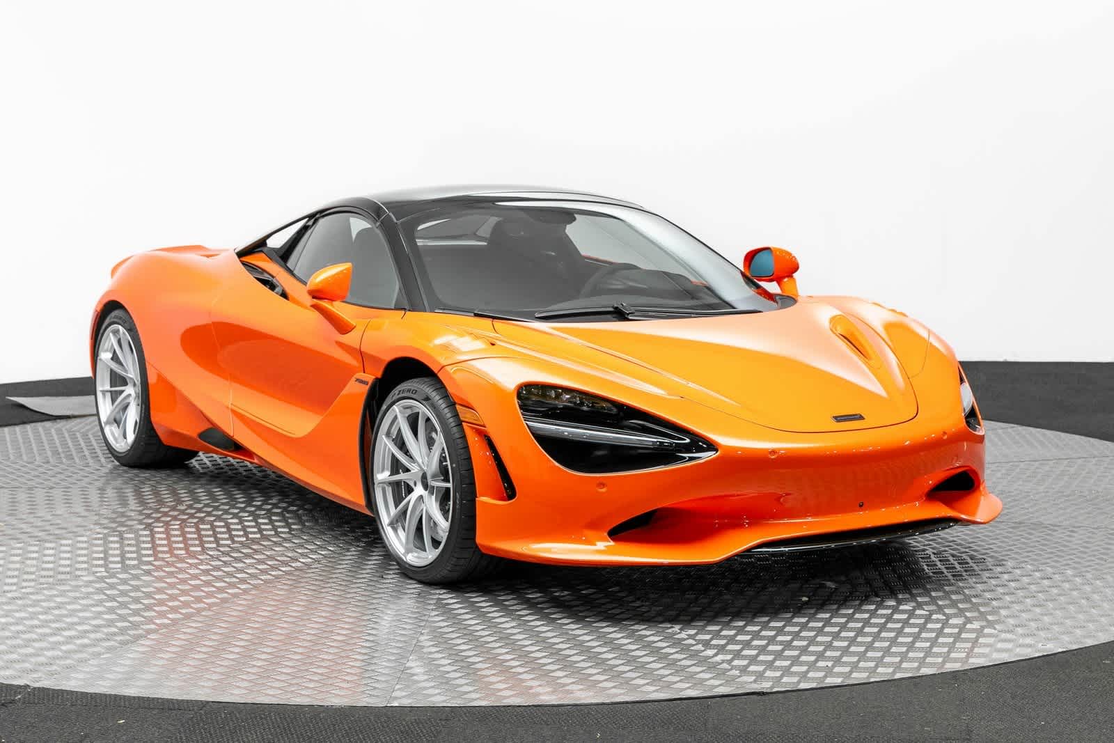 2025 McLaren 750S Spider