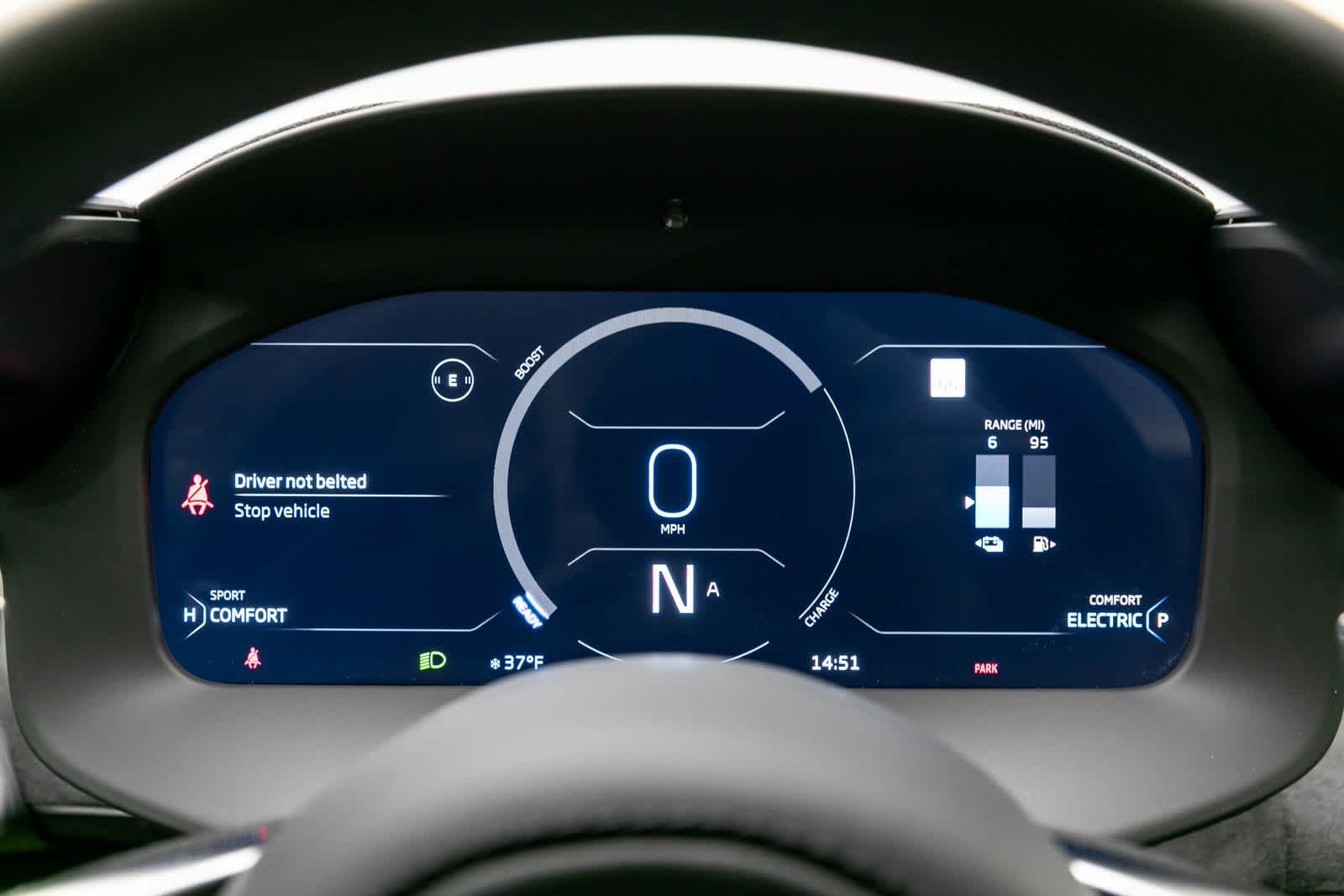 2026 McLaren Artura Base