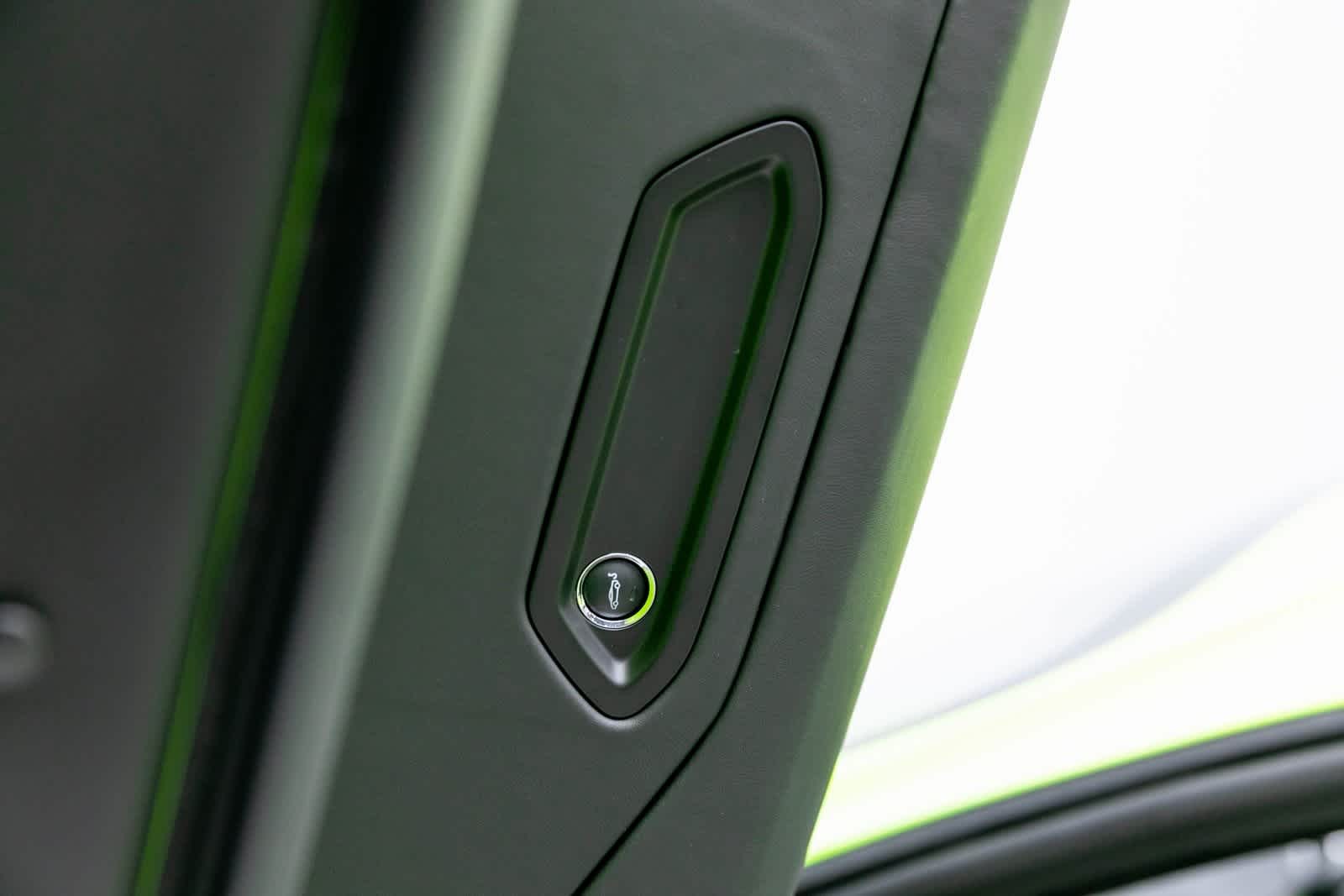 2026 McLaren Artura Base