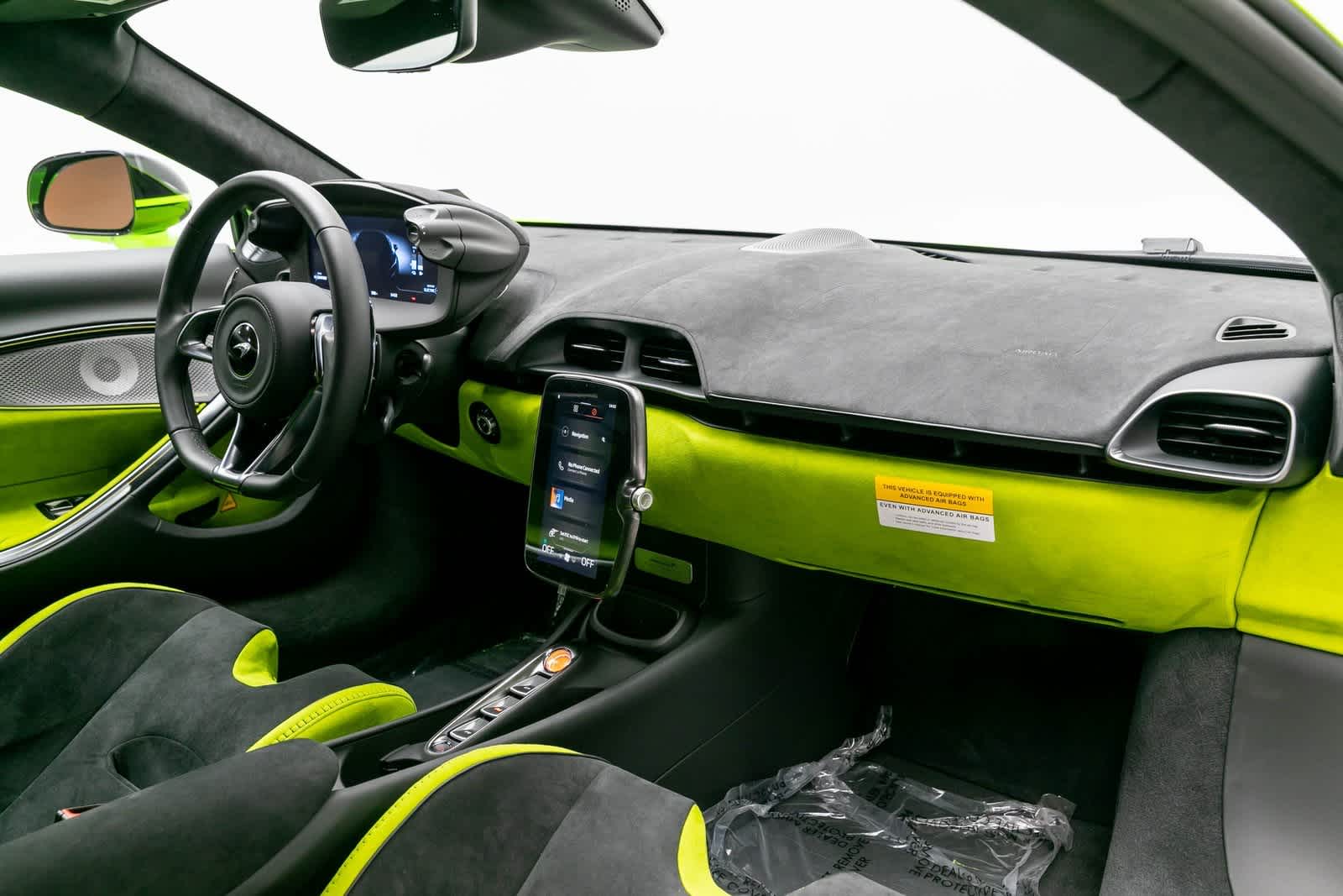 2026 McLaren Artura Base