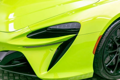 2026 McLaren Artura Base