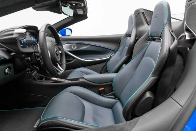 2025 McLaren Artura Spider