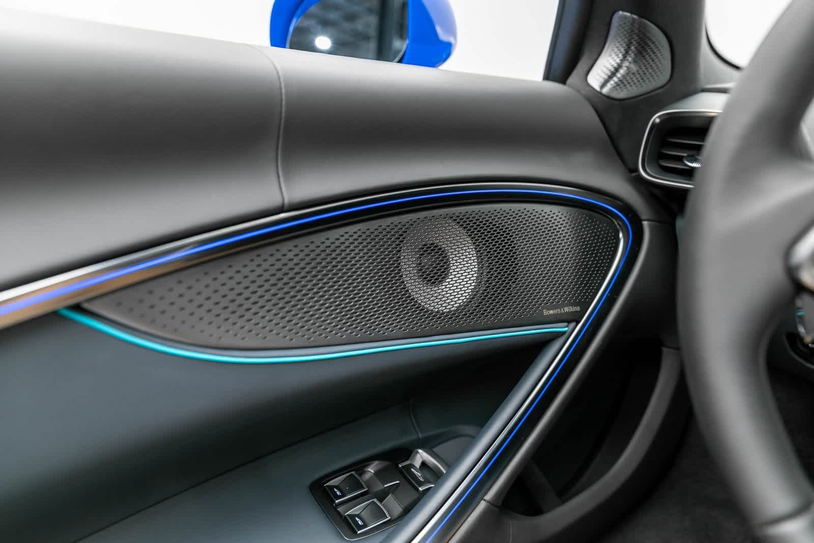 2025 McLaren Artura Spider