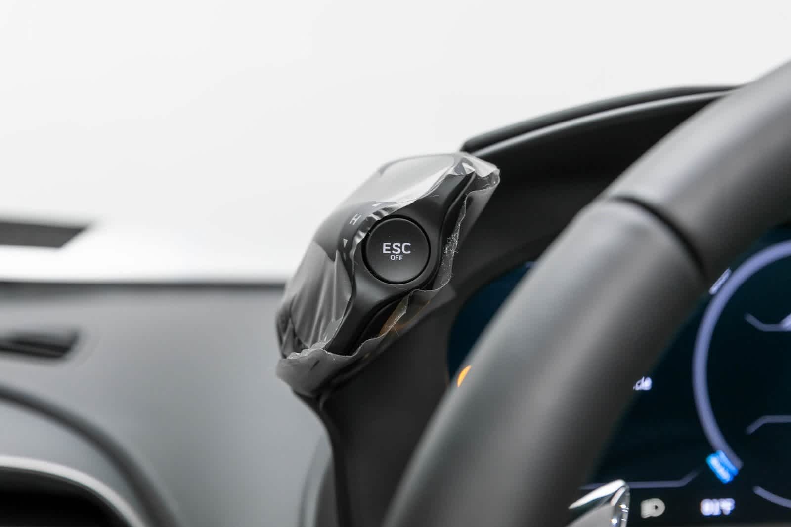 2025 McLaren Artura Spider