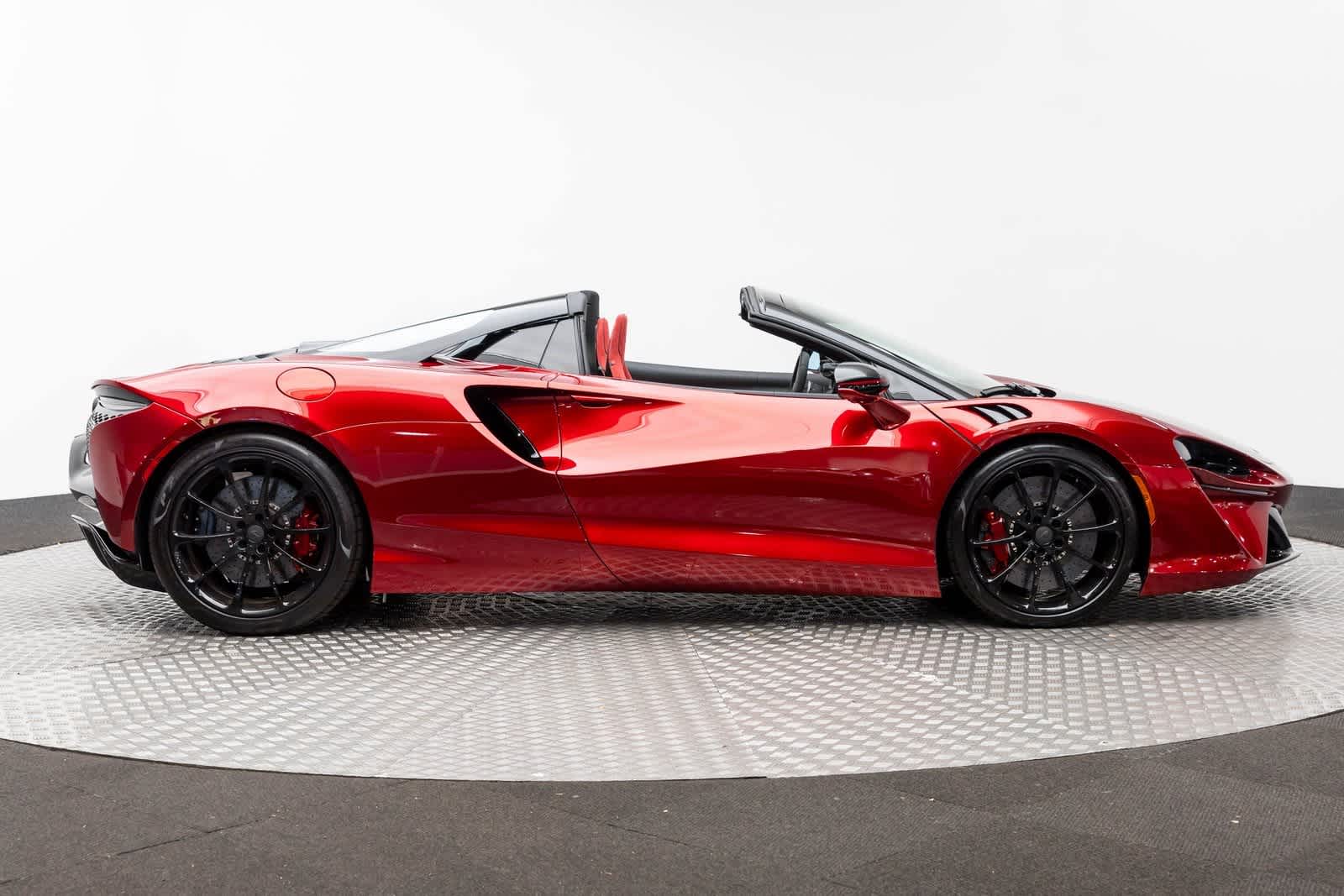 2026 McLaren Artura Spider