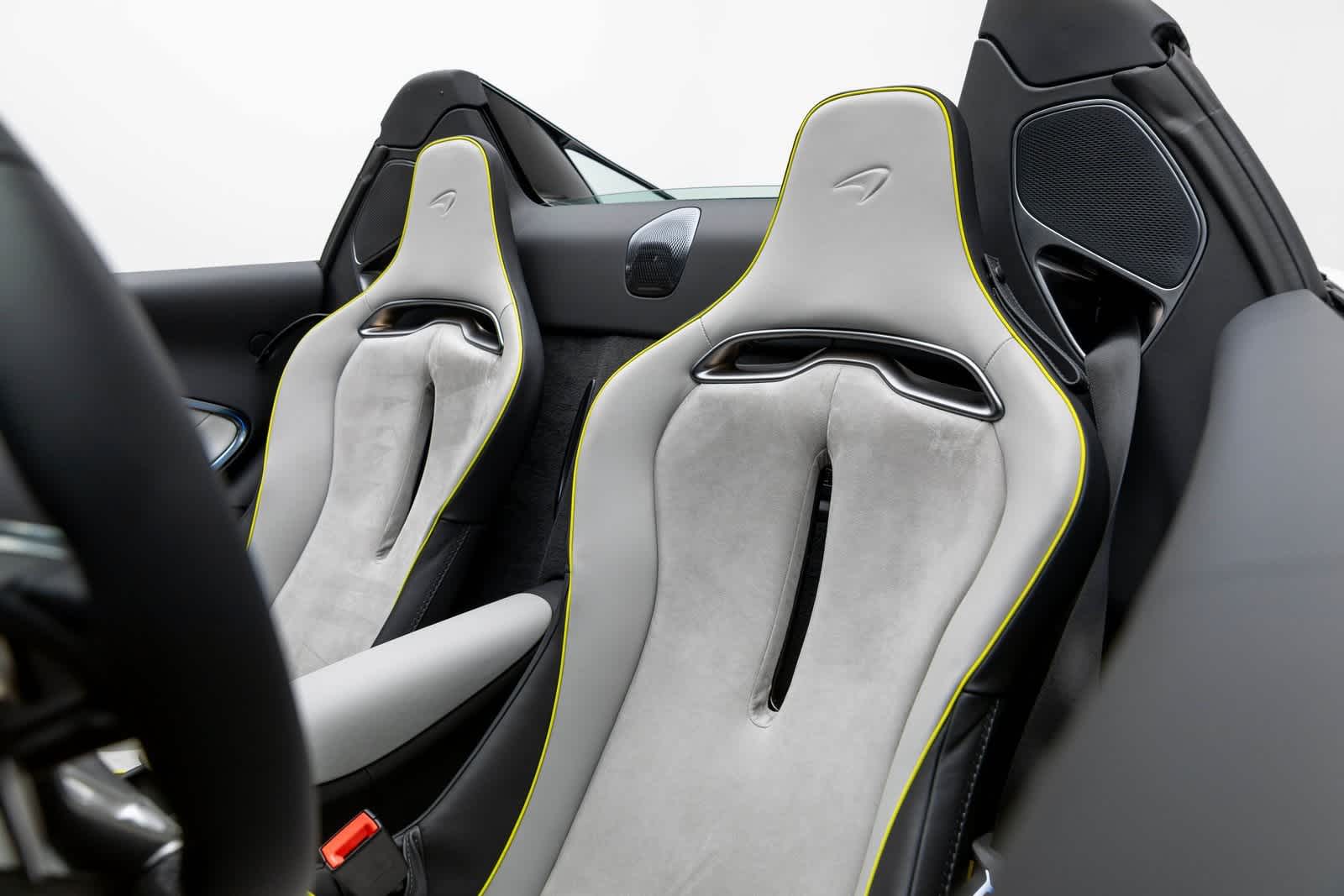 2026 McLaren Artura Spider