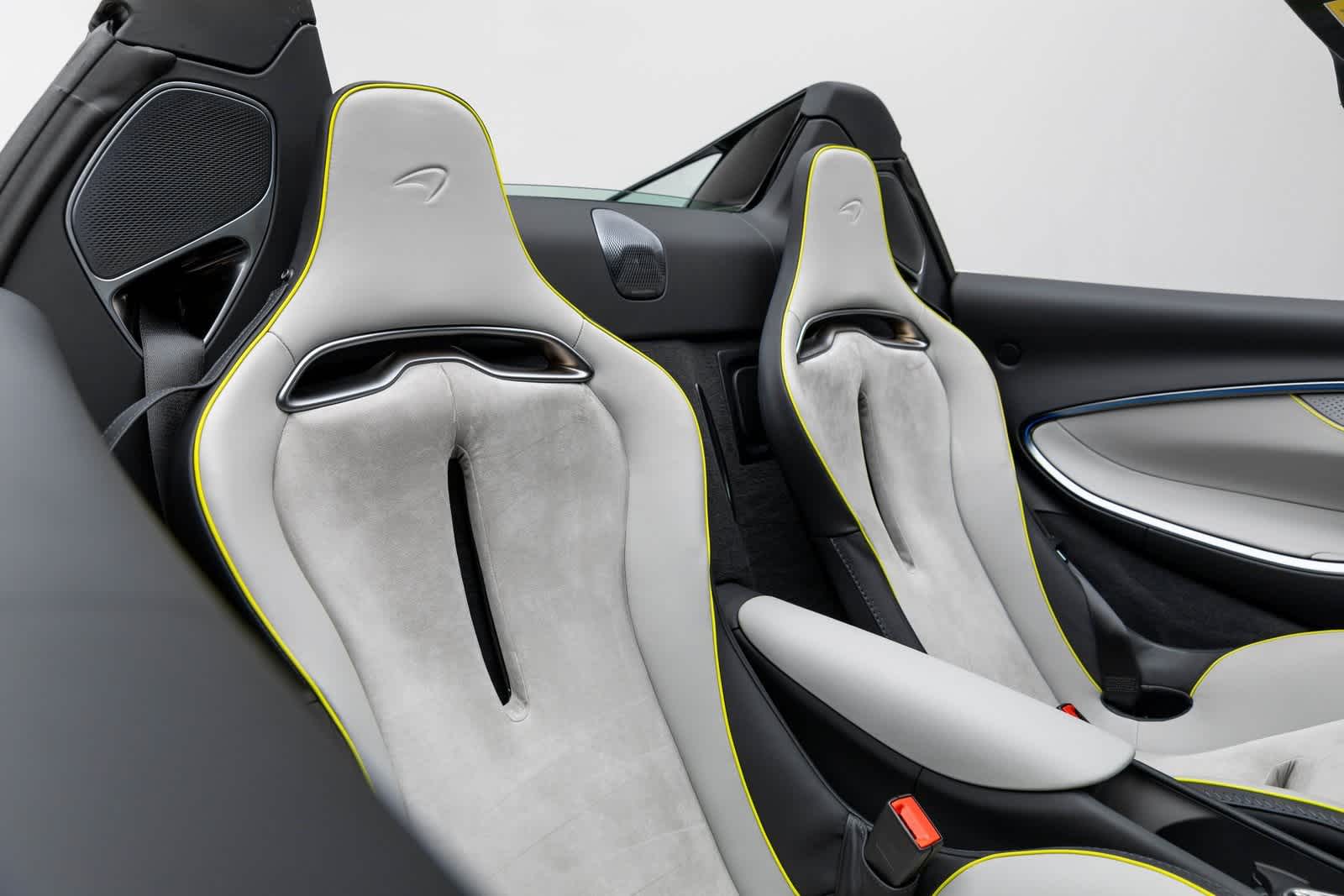 2026 McLaren Artura Spider