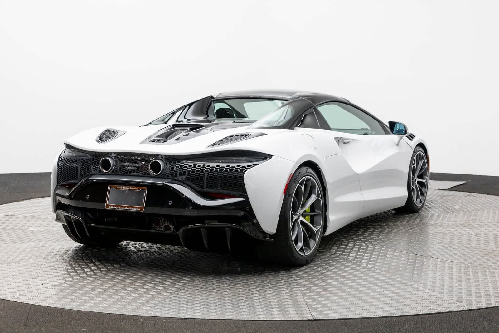 2026 McLaren Artura Spider