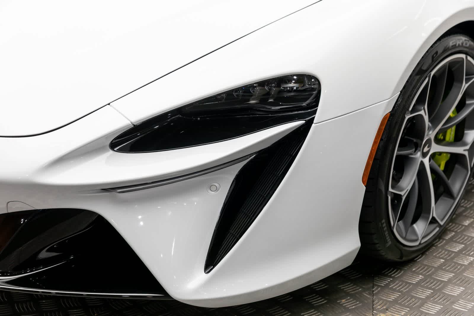 2026 McLaren Artura Spider