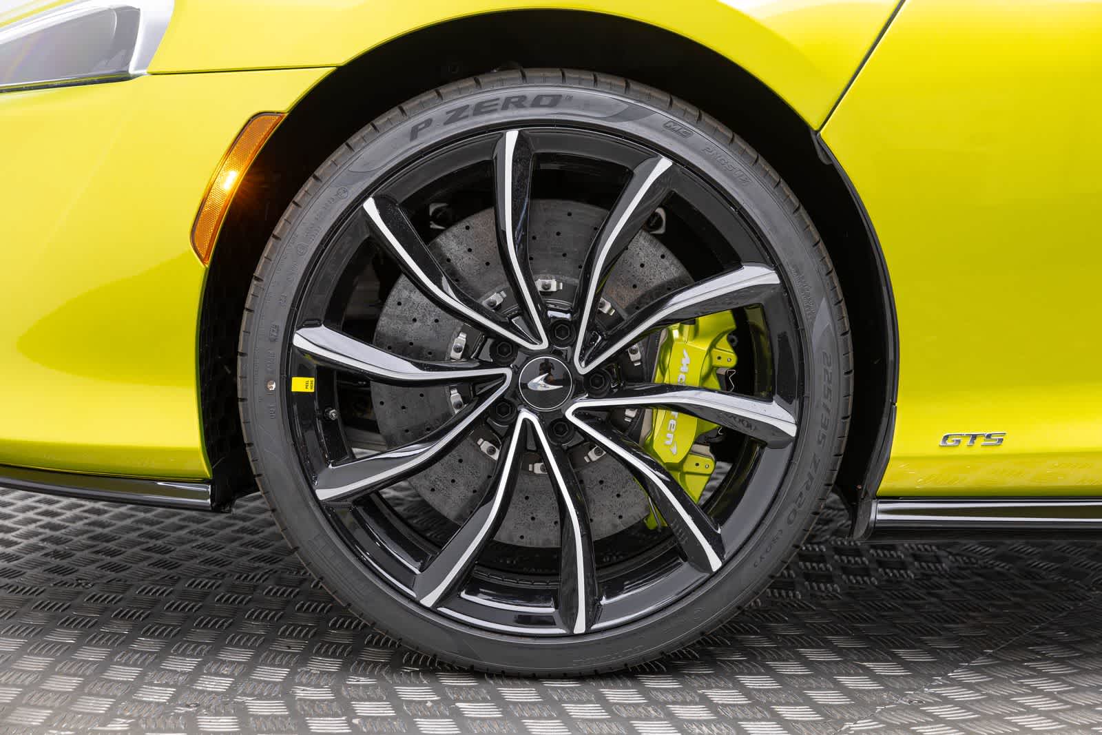 McLaren GTS Base 2027