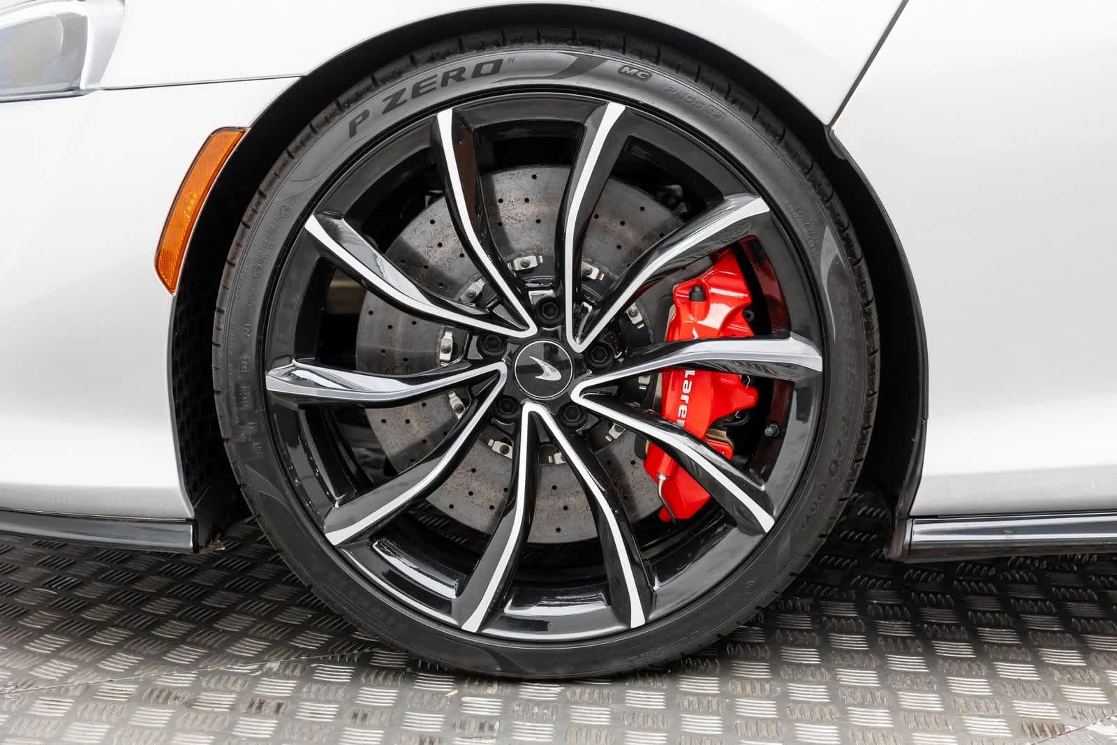 2025 McLaren GTS Base