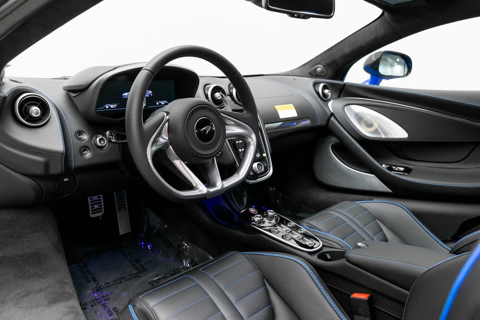 2025 McLaren GTS Base