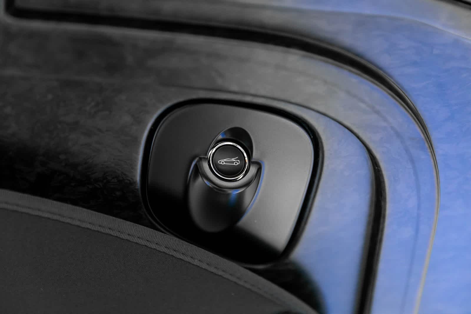 2025 McLaren GTS Base