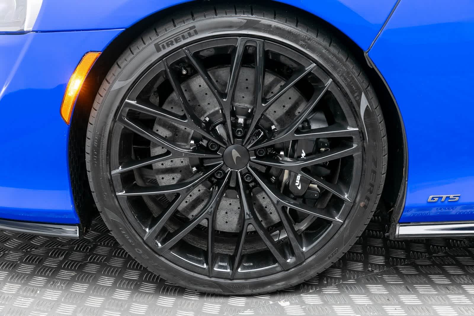 2025 McLaren GTS Base