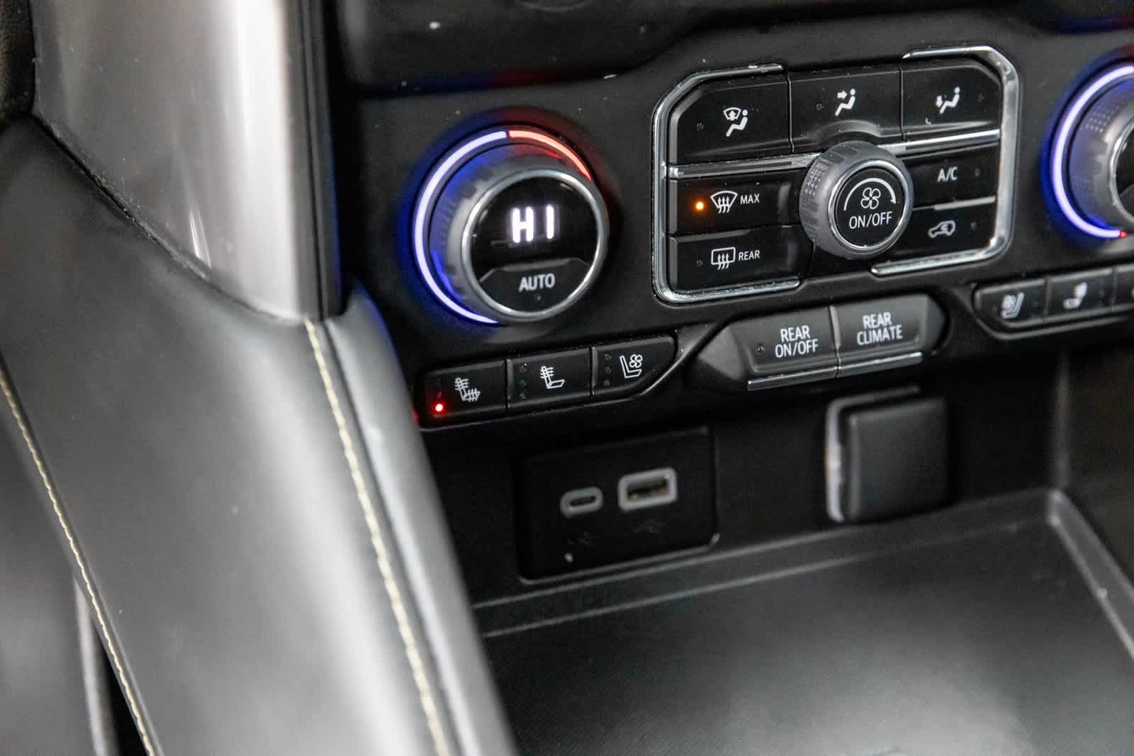 Chevrolet Suburban Premier 2024