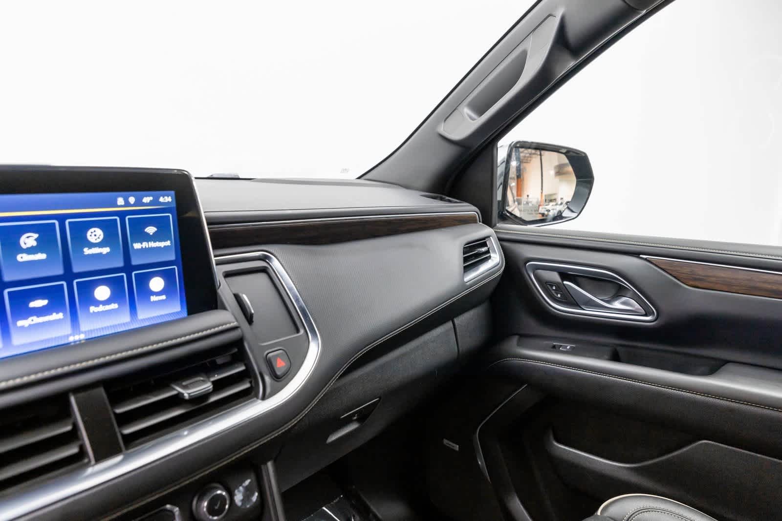 Chevrolet Suburban Premier 2024