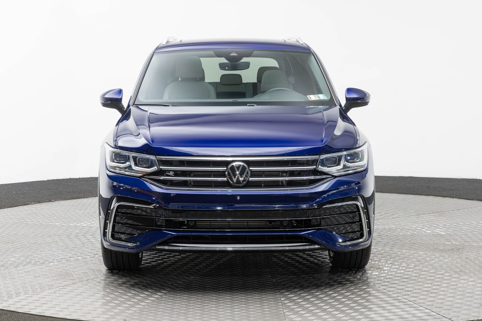 Volkswagen Tiguan SEL R-Line 2023