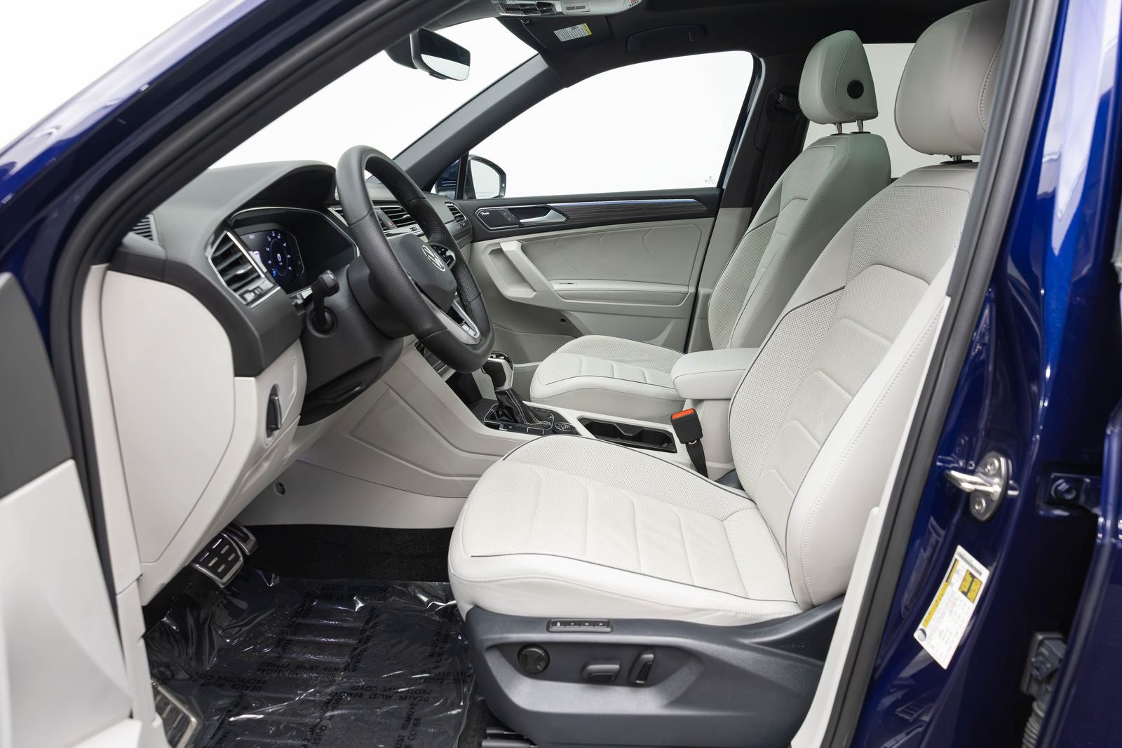 Volkswagen Tiguan SEL R-Line 2023
