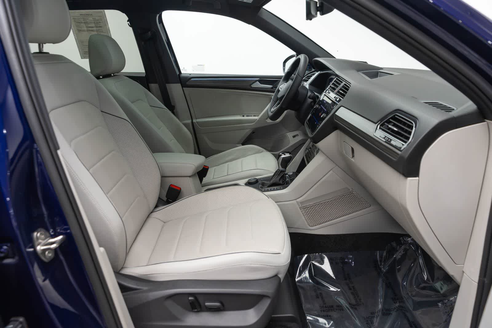 Volkswagen Tiguan SEL R-Line 2023