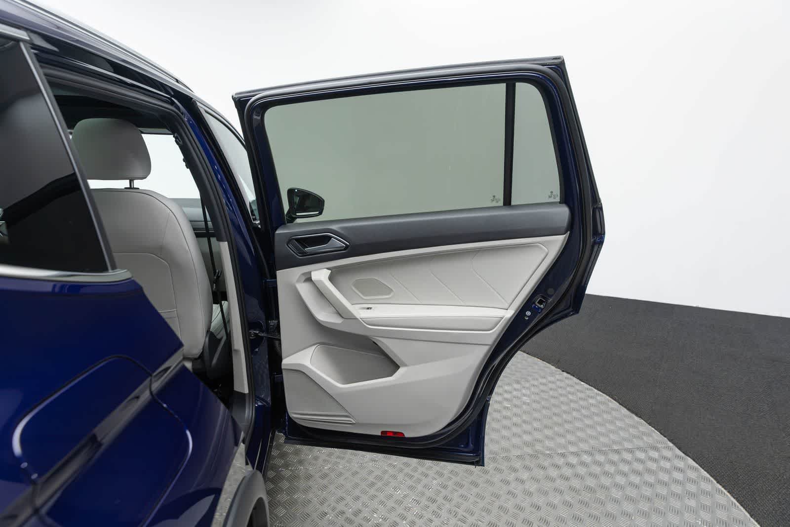 Volkswagen Tiguan SEL R-Line 2023