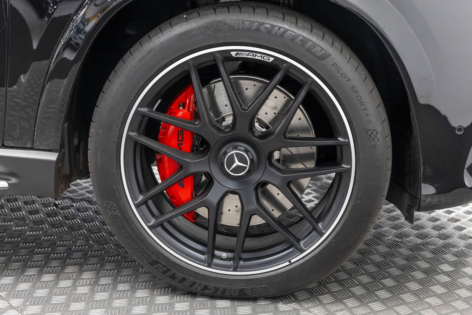 Mercedes-Benz AMG® GLE 63 y GLE 63 S de 2025