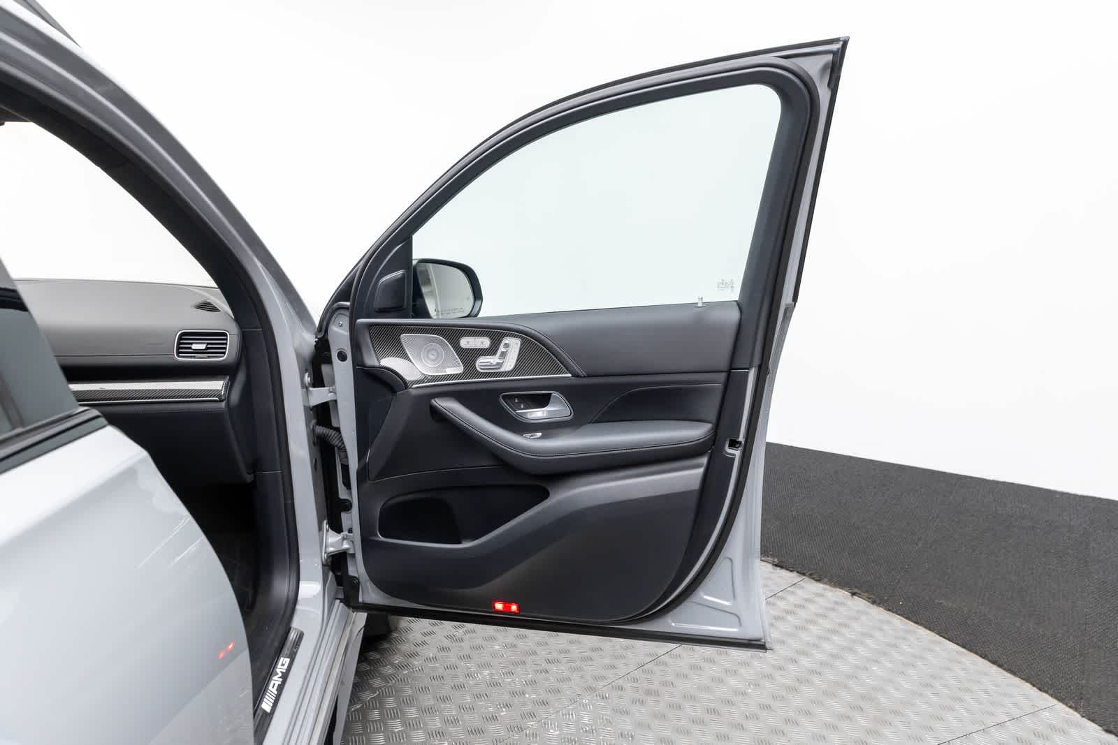 Mercedes-Benz AMG® GLE 63 y GLE 63 S de 2025