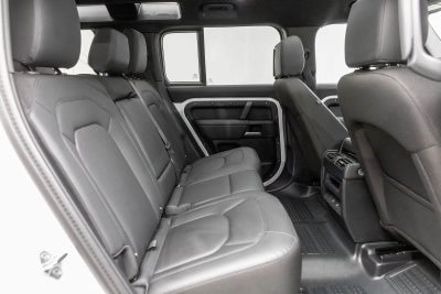 Land Rover Defender S 2025