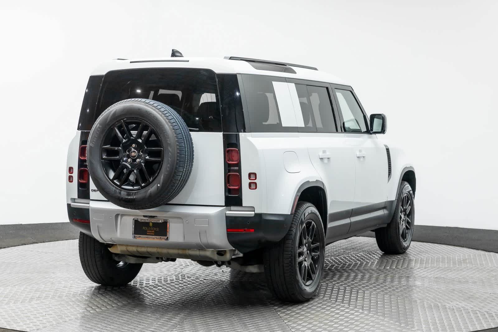 Land Rover Defender S 2025