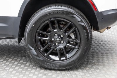 Land Rover Defender S 2025