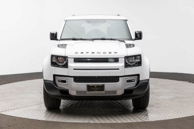 Land Rover Defender S 2025