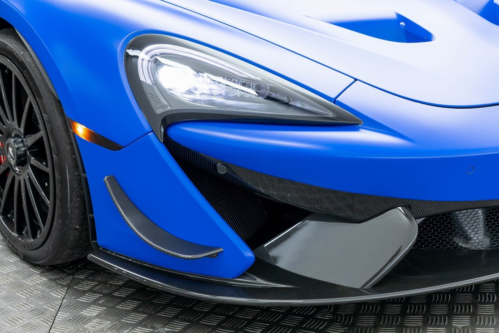 McLaren 620 Base 2020