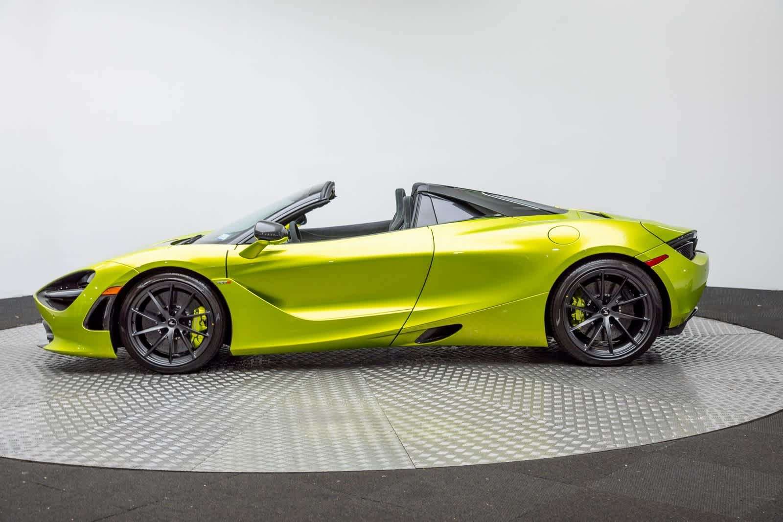 2023 McLaren 720S Spider