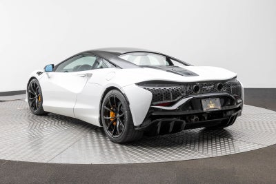 McLaren Artura Coupé 2023