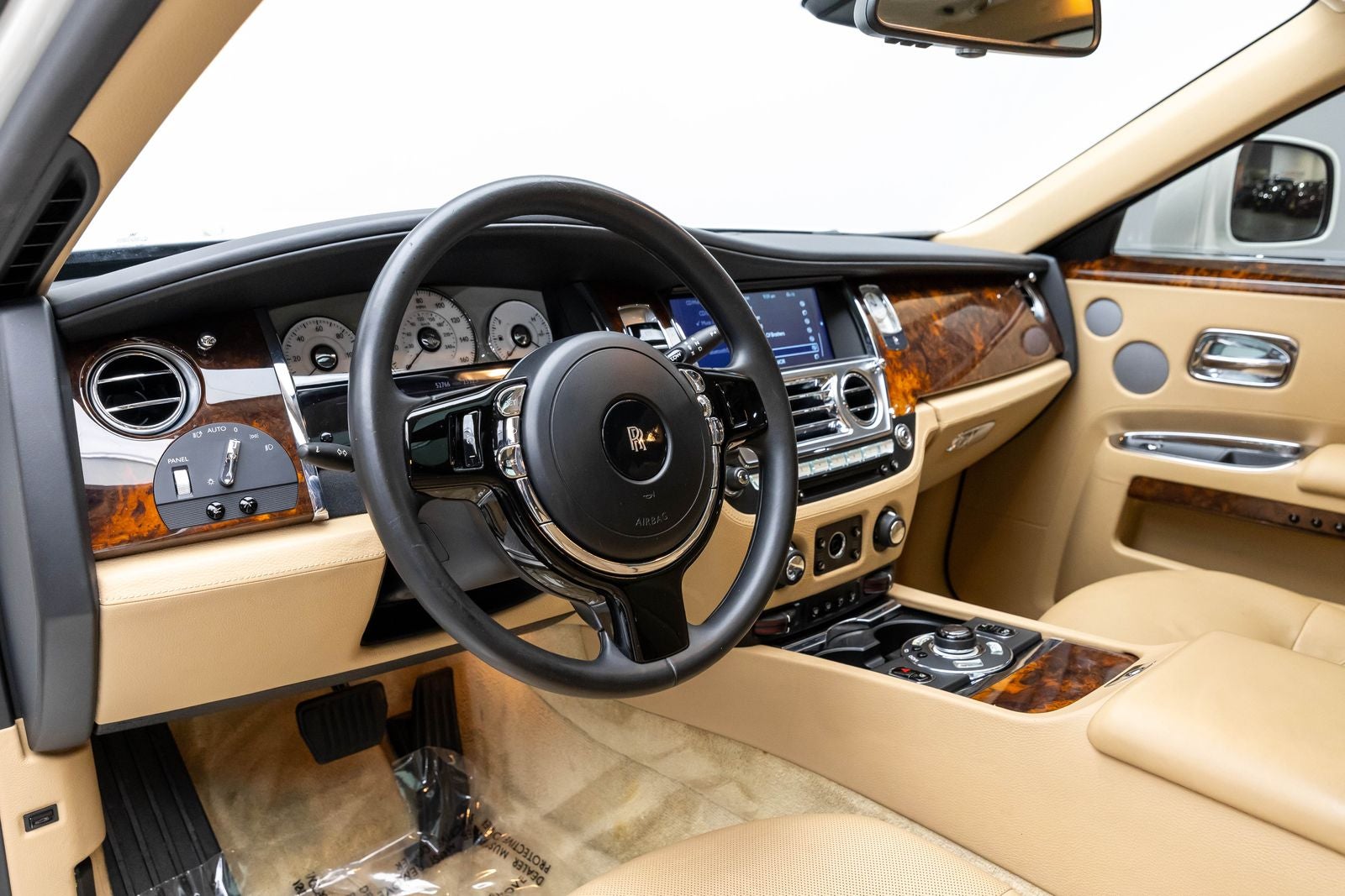 Rolls-Royce Ghost de 4 puertas de 2011