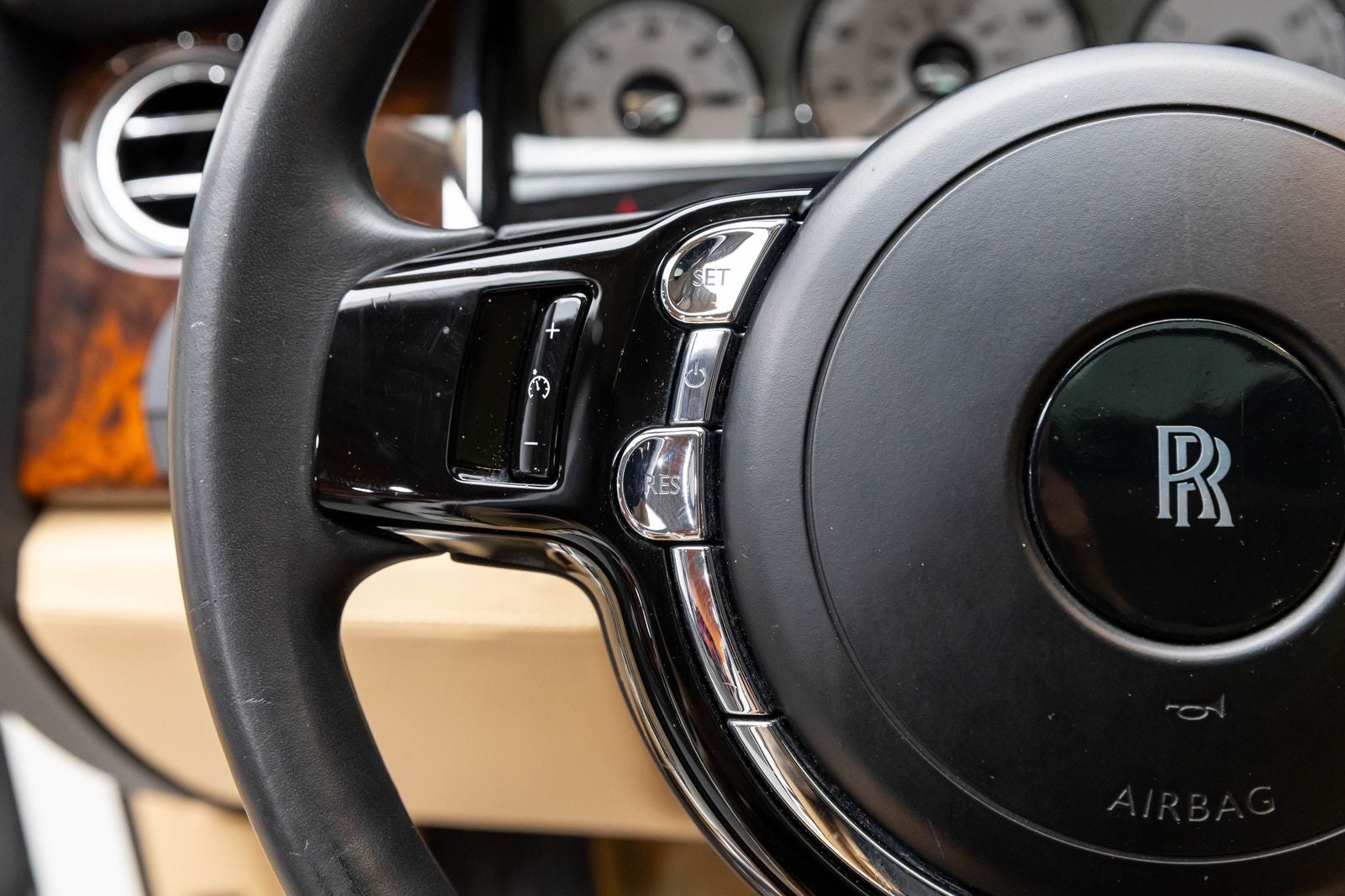 Rolls-Royce Ghost de 4 puertas de 2011