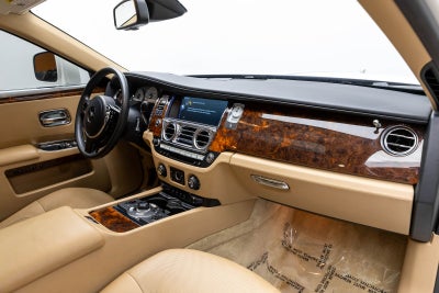 Rolls-Royce Ghost de 4 puertas de 2011