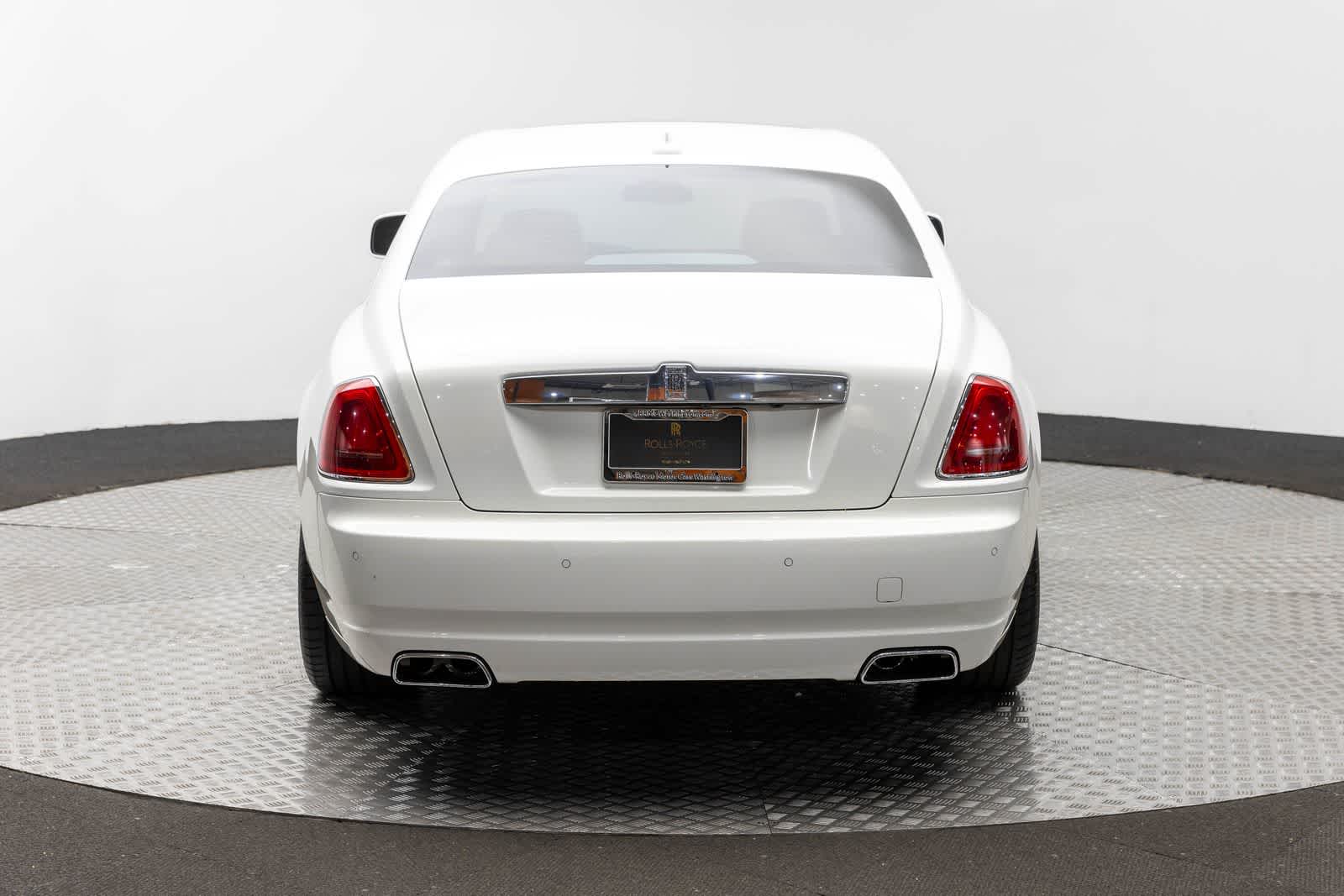 Rolls-Royce Ghost de 4 puertas de 2011