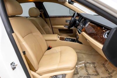Rolls-Royce Ghost de 4 puertas de 2011