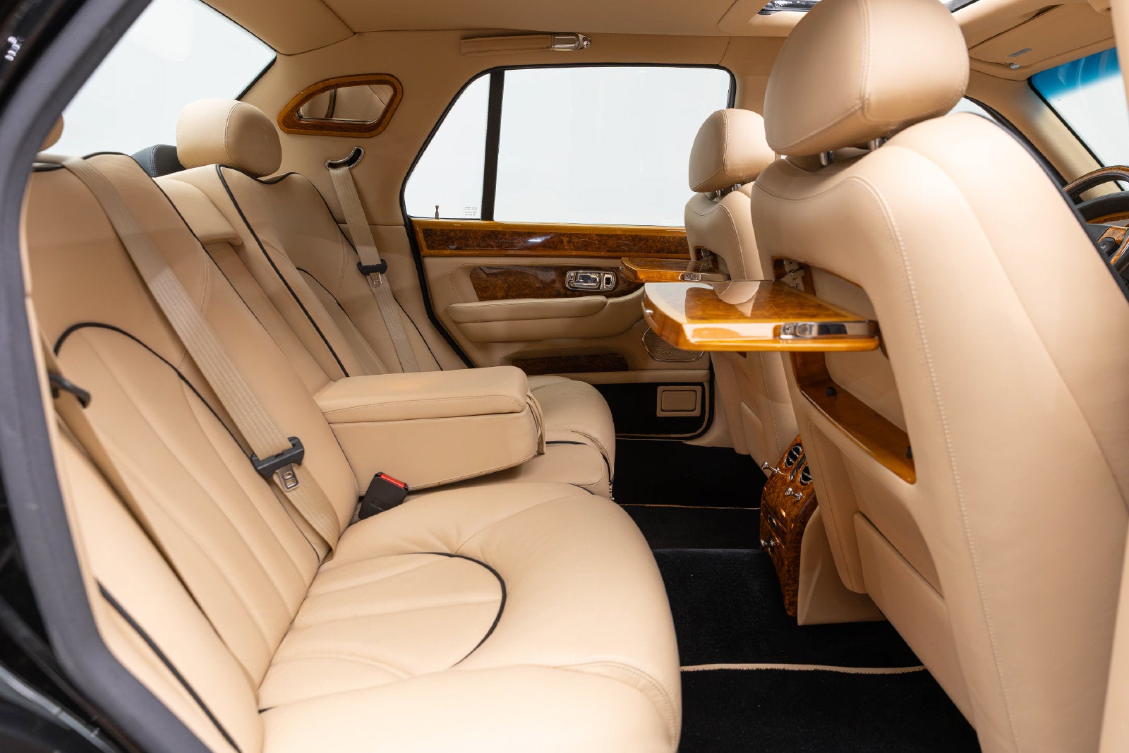 Rolls-Royce Silver Seraph de 4 puertas, berlina, del año 2002