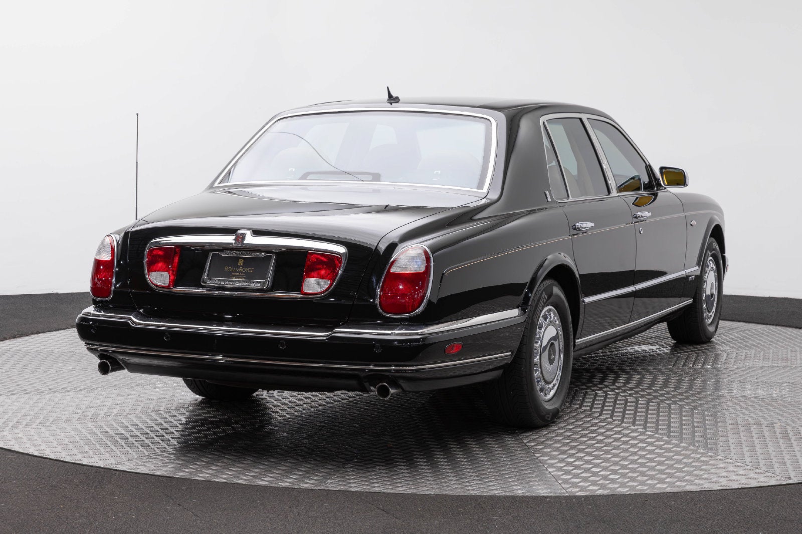 Rolls-Royce Silver Seraph de 4 puertas, berlina, del año 2002
