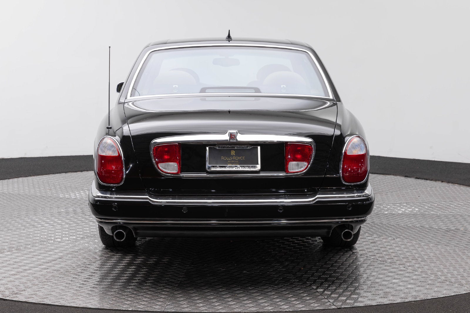 Rolls-Royce Silver Seraph de 4 puertas, berlina, del año 2002