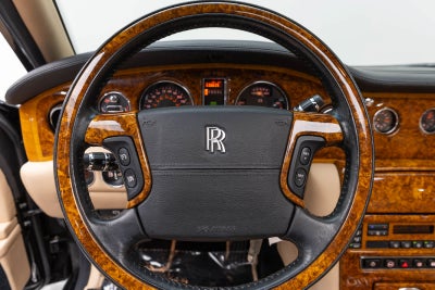 Rolls-Royce Silver Seraph de 4 puertas, berlina, del año 2002