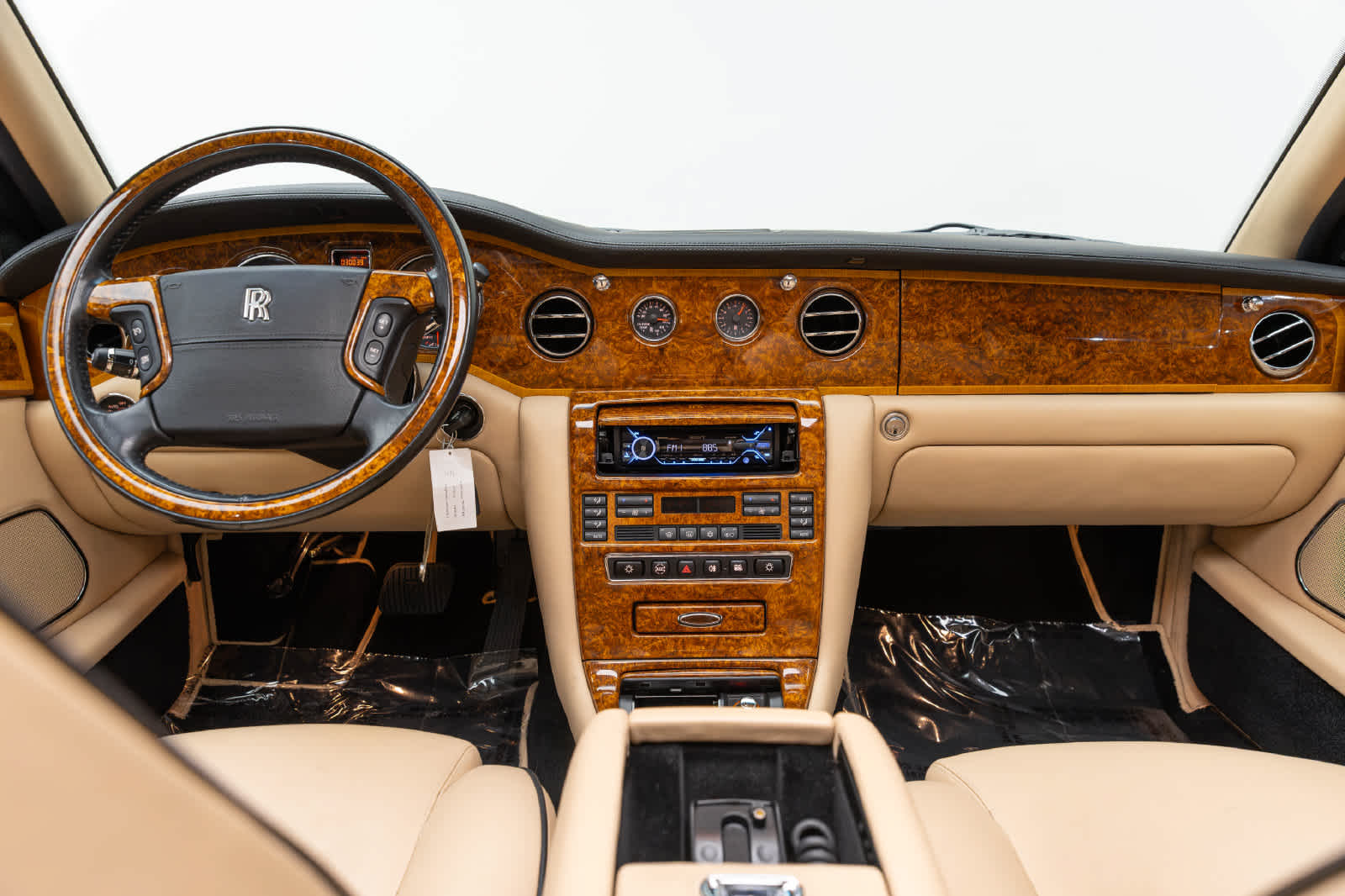 Rolls-Royce Silver Seraph de 4 puertas, berlina, del año 2002