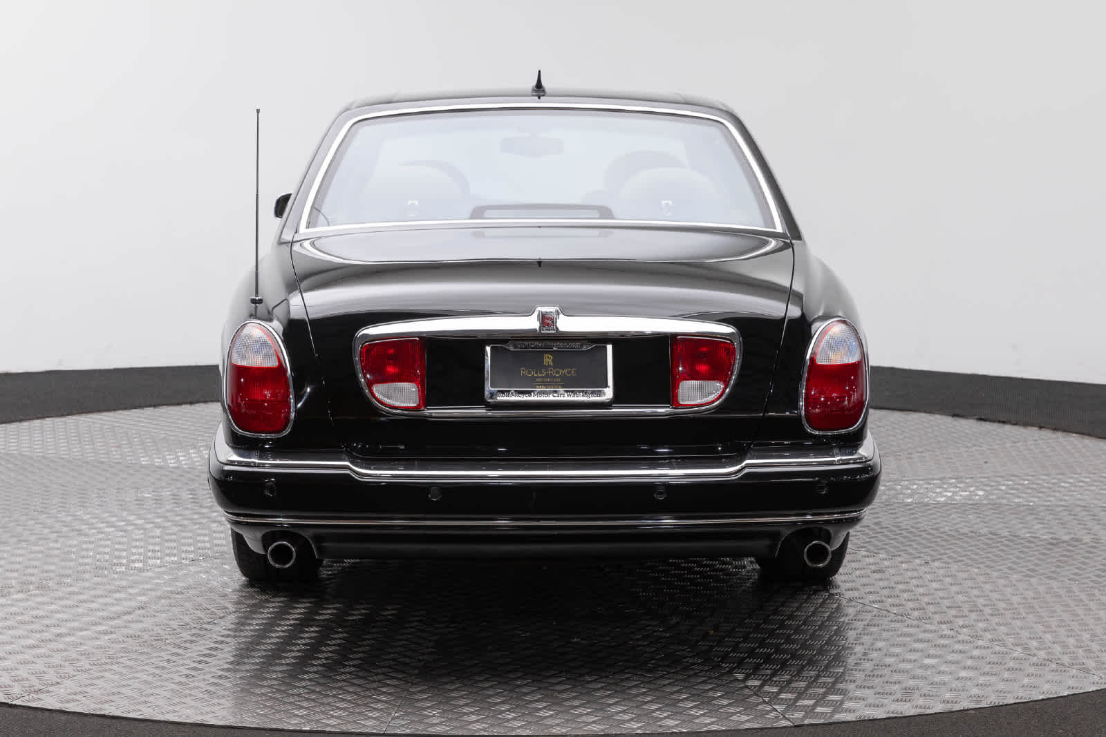 Rolls-Royce Silver Seraph de 4 puertas, berlina, del año 2002