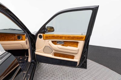 Rolls-Royce Silver Seraph de 4 puertas, berlina, del año 2002