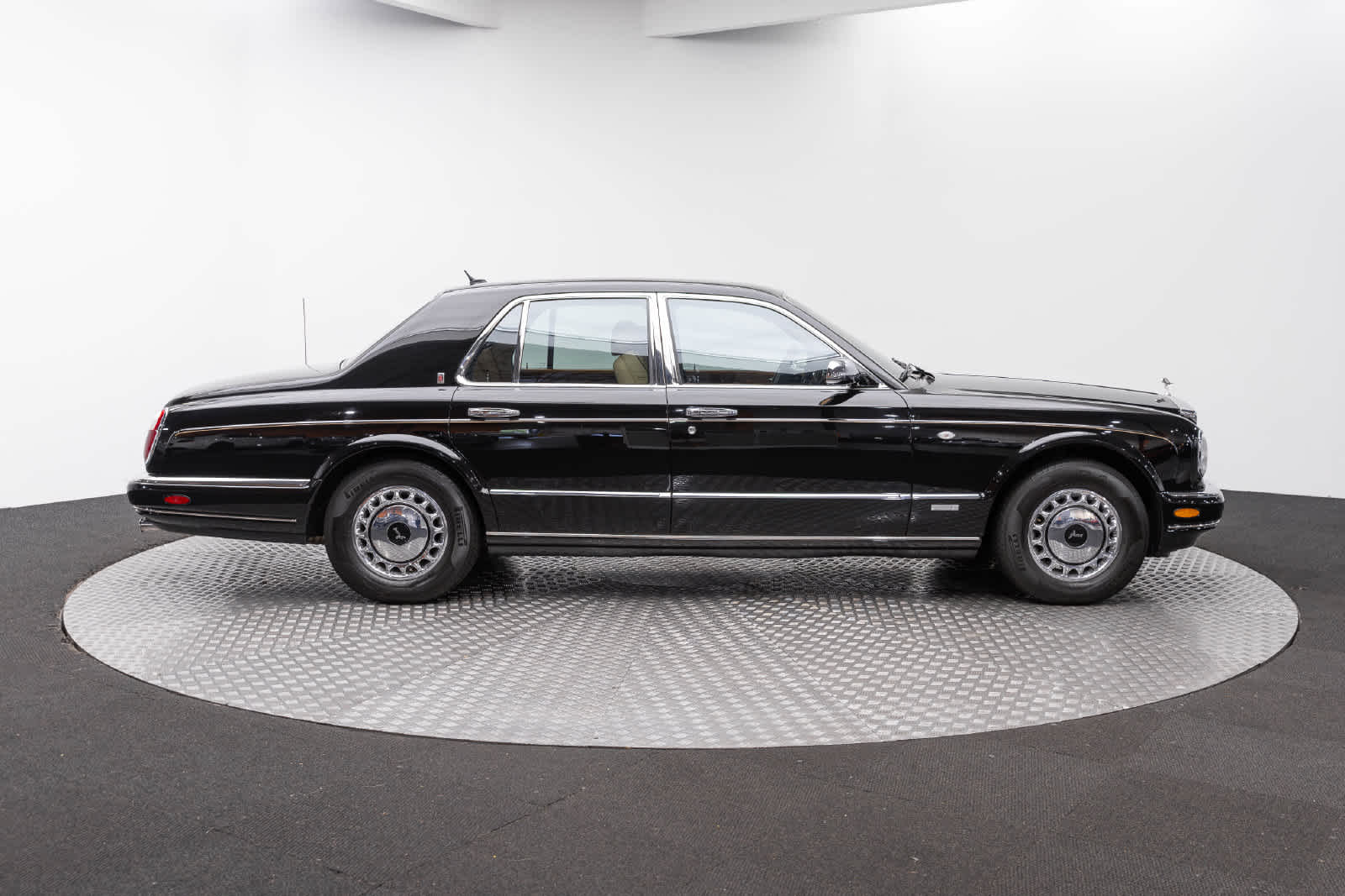 Rolls-Royce Silver Seraph de 4 puertas, berlina, del año 2002